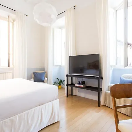 Via Giulia Iii By Onefinestay
